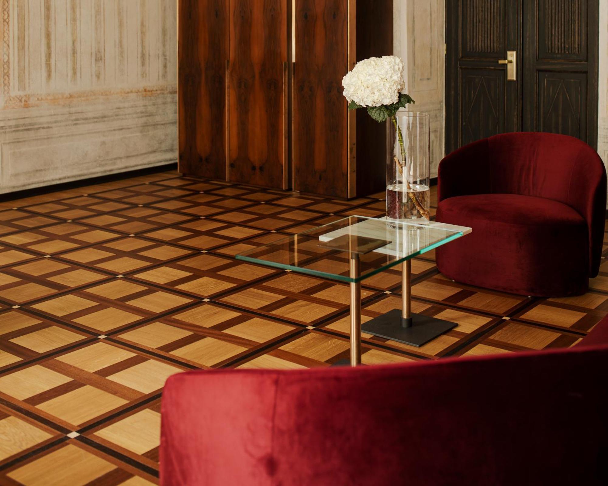 Luxury Apartment