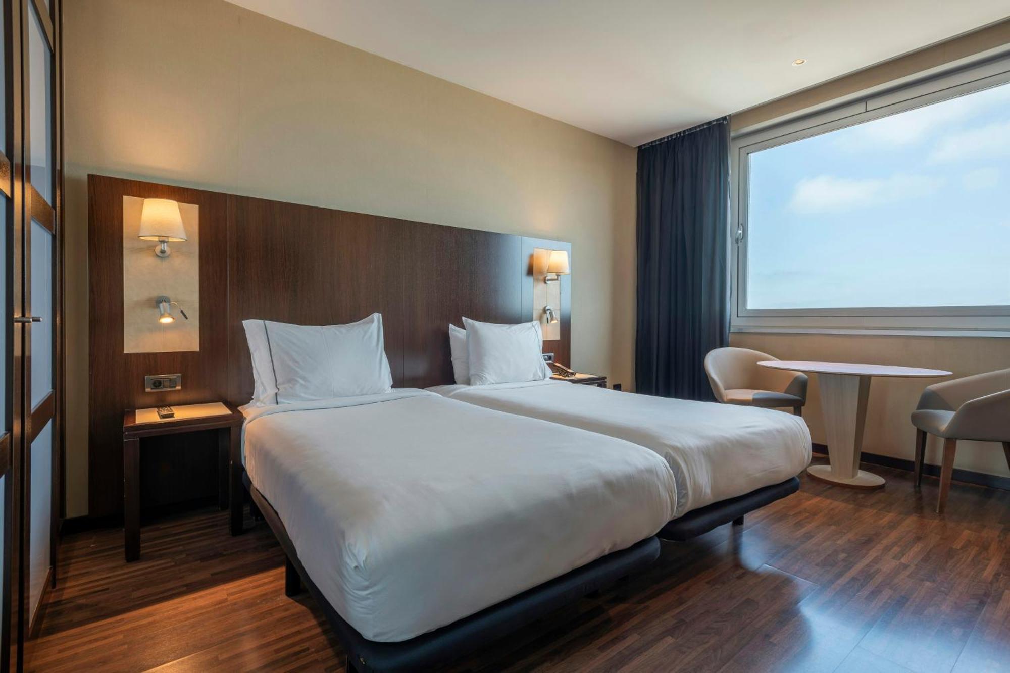 Deluxe Double or Twin Room Sea View