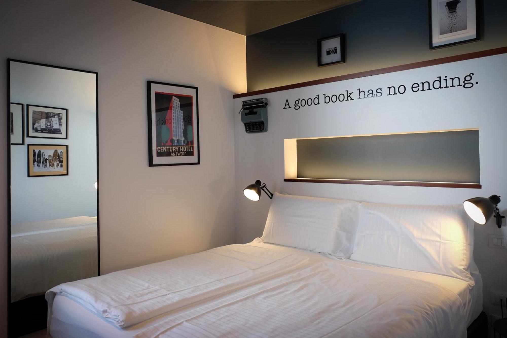 Standard Double/Twin Room