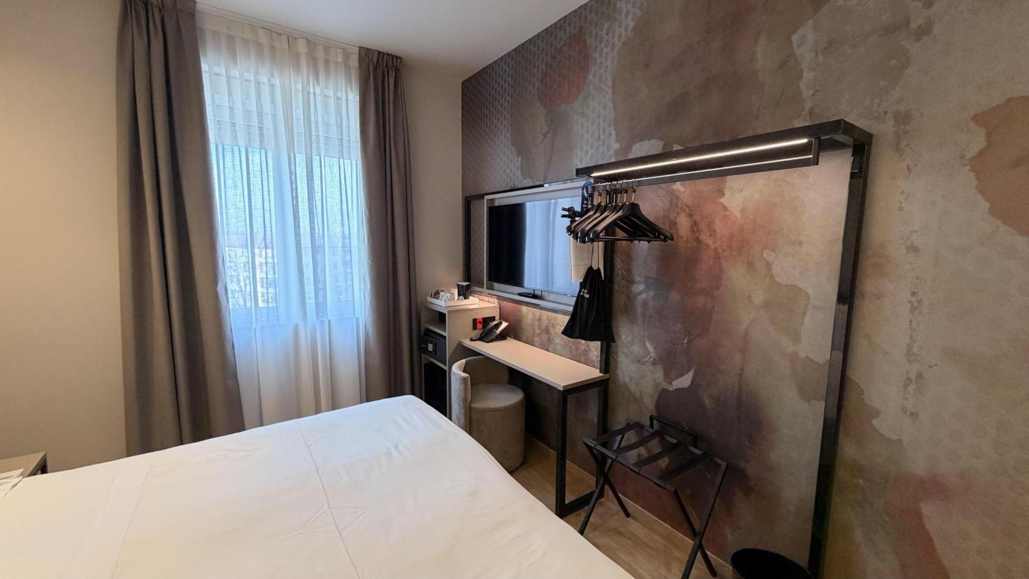 Quarto Comfort com Cama King-Size ou 2 de Solteiro