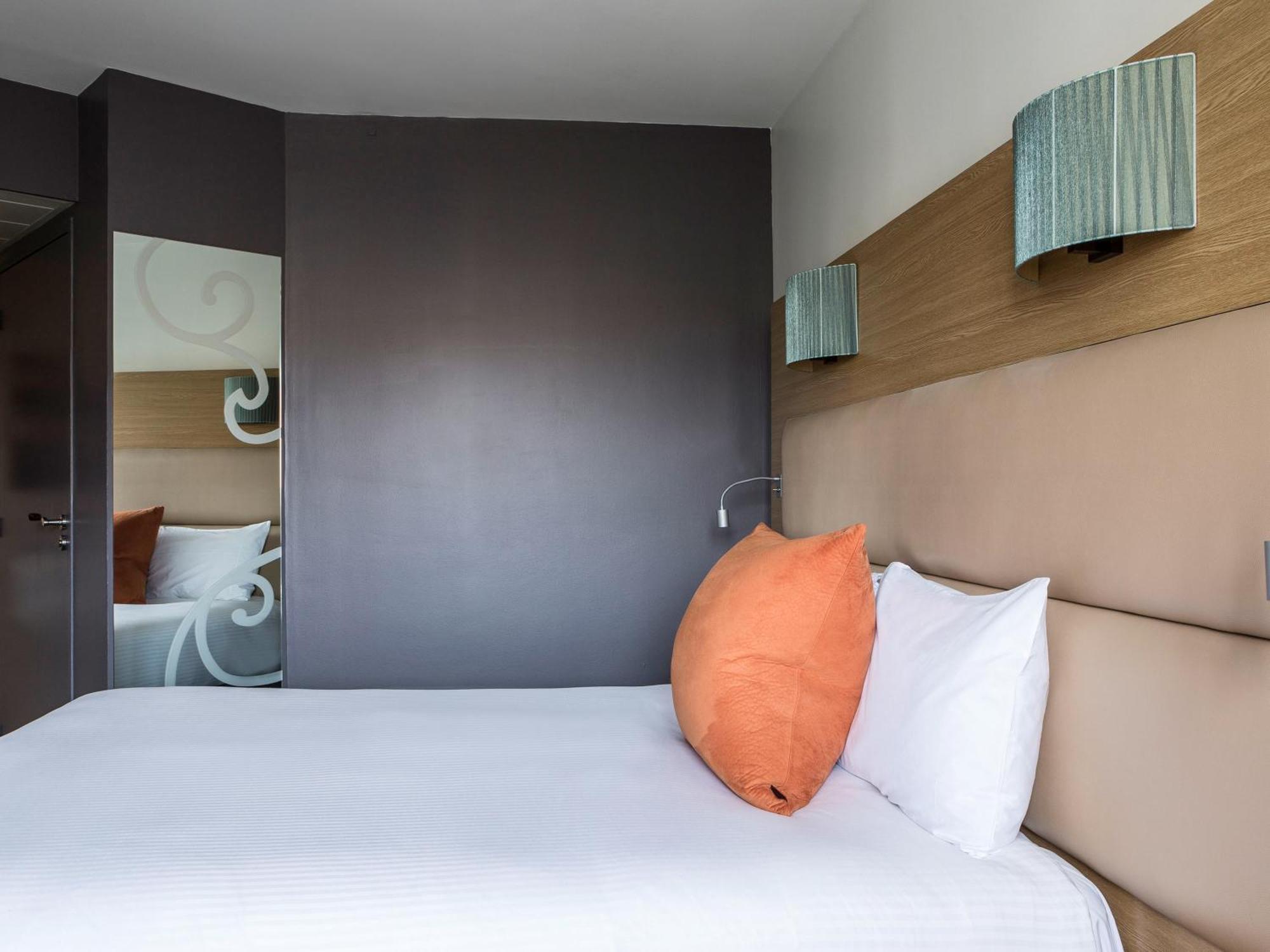 Classic Double Room,1770447878:JPEG