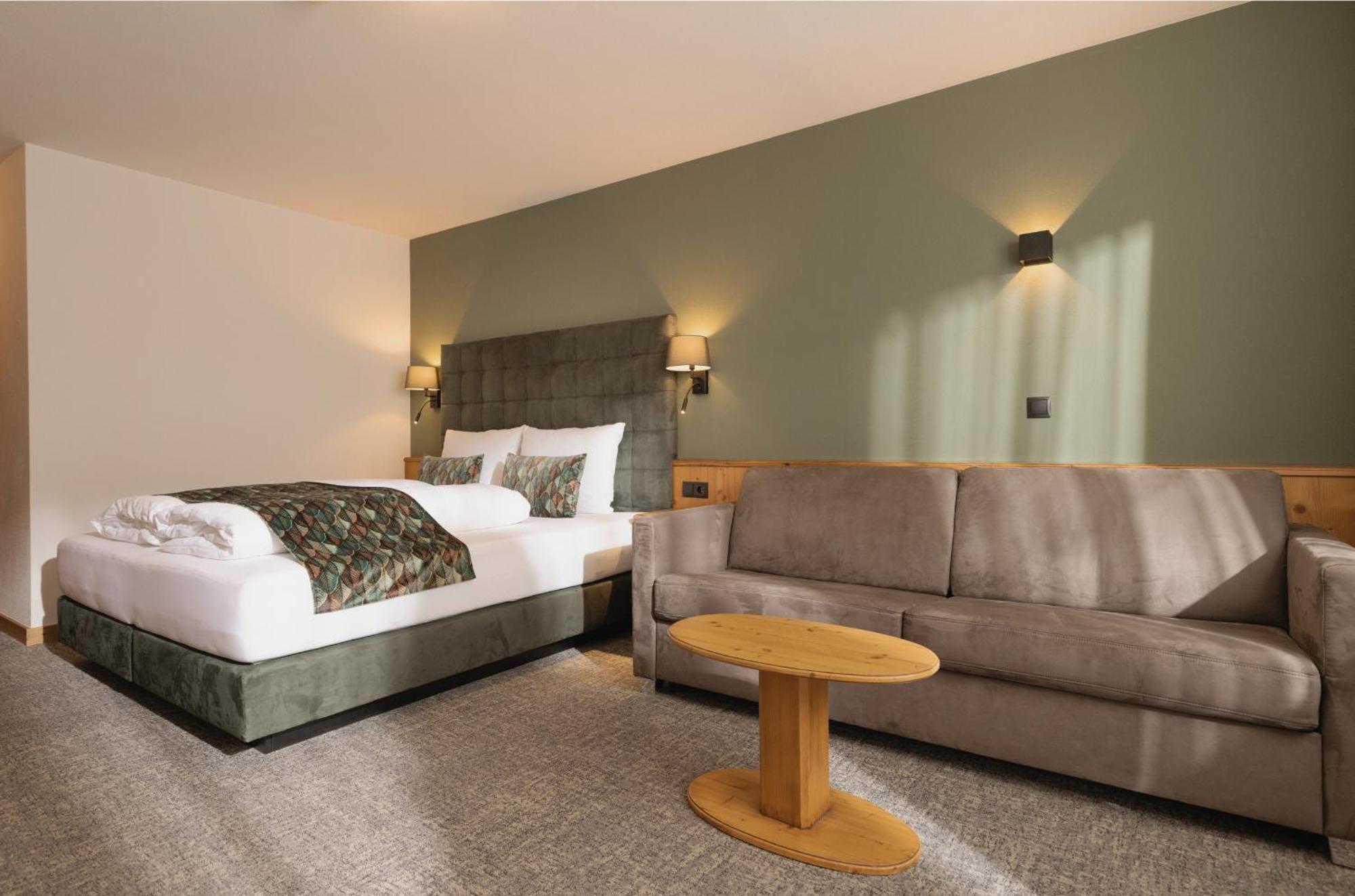 Deluxe Quadruple Room