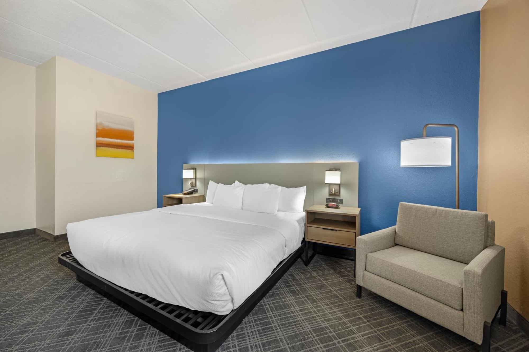 Chambre Lit King-Size - Accessible aux Personnes à Mobilité Réduite/Non-Fumeurs