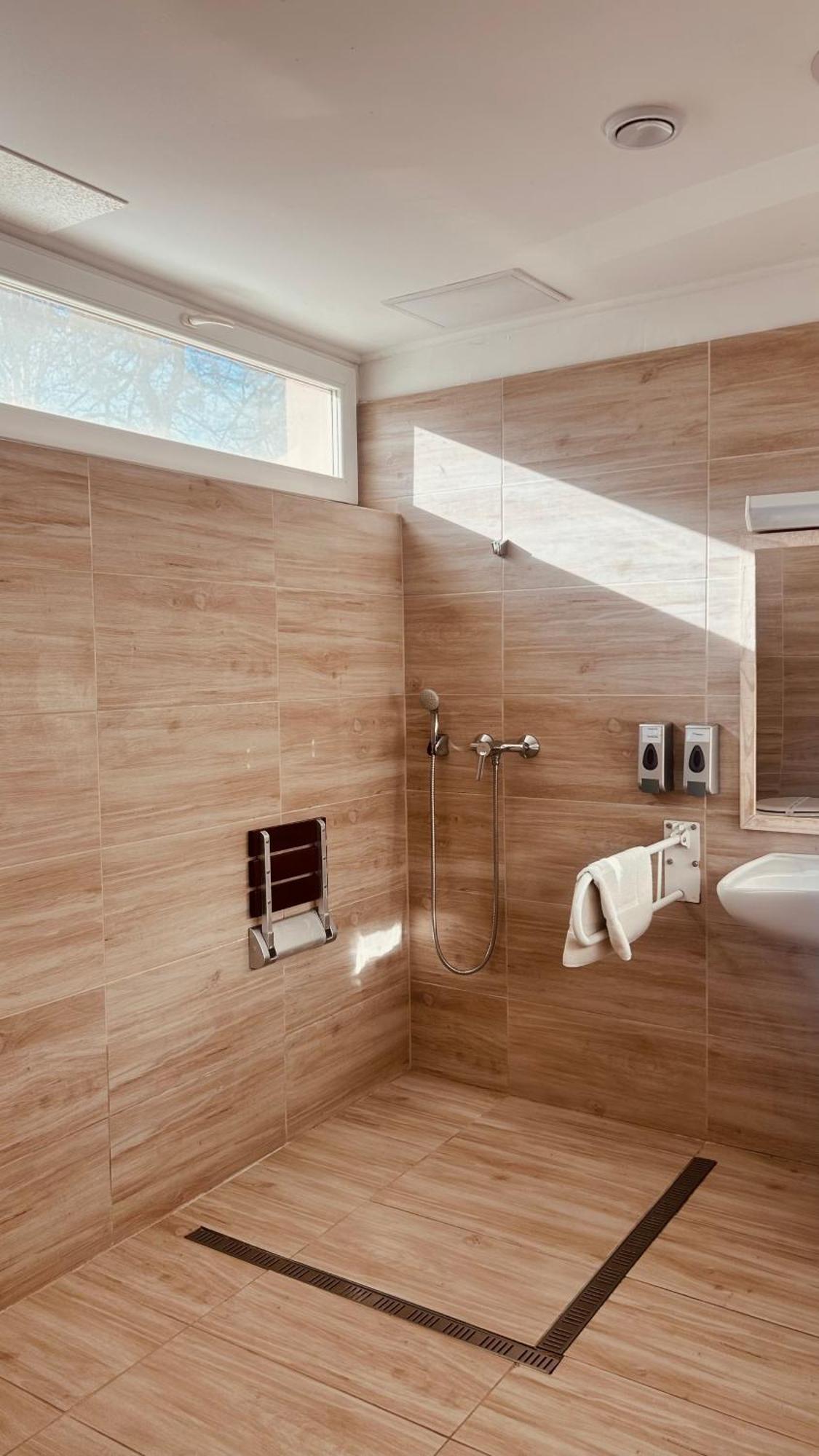 Triple Room - Disability Access
