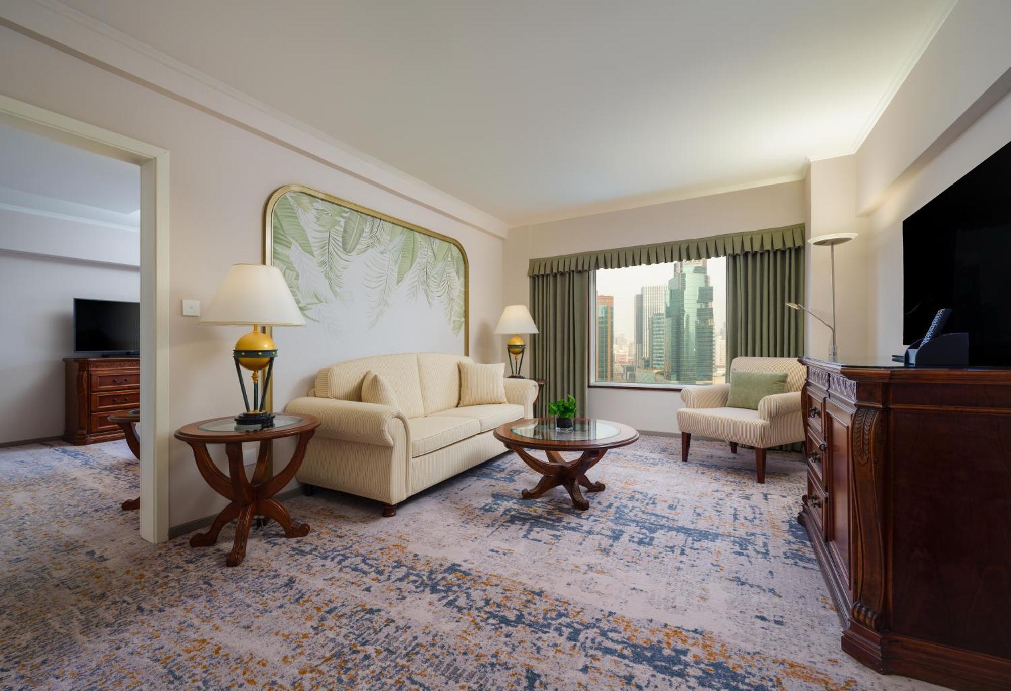 Deluxe Suite