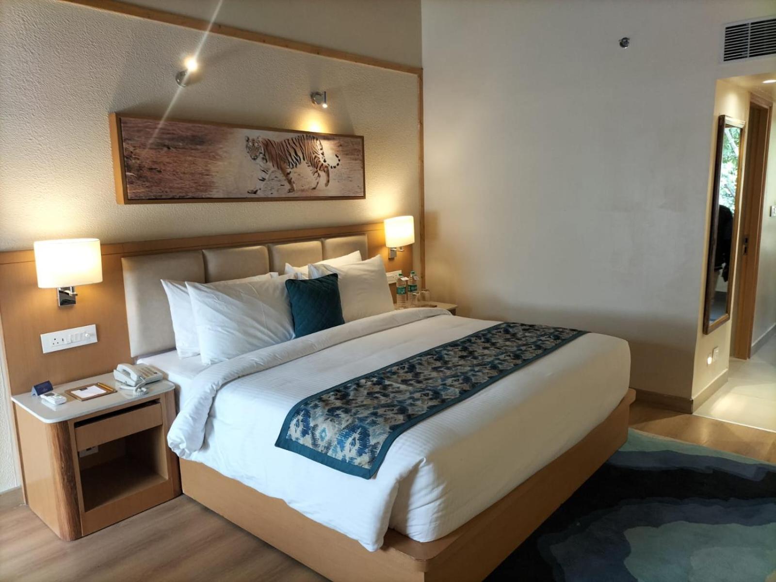 Superior Double Room with Balcony