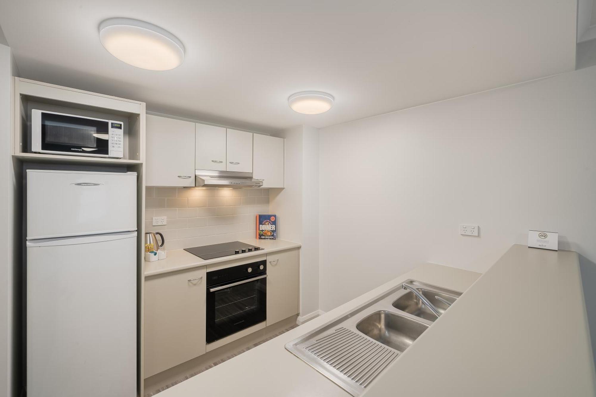 Three-Bedroom Apartment,1746894638:JPEG