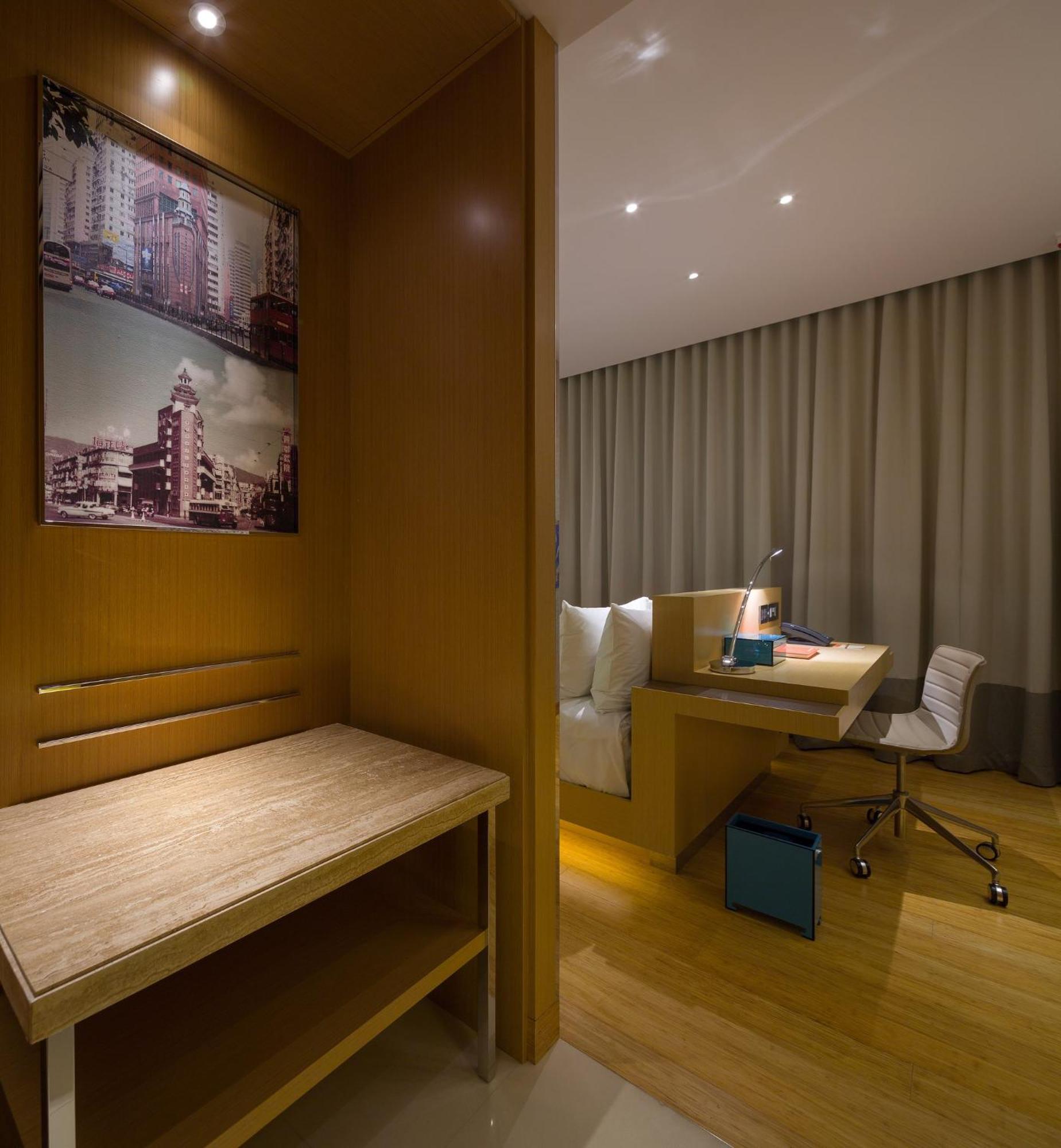 Standard King Room