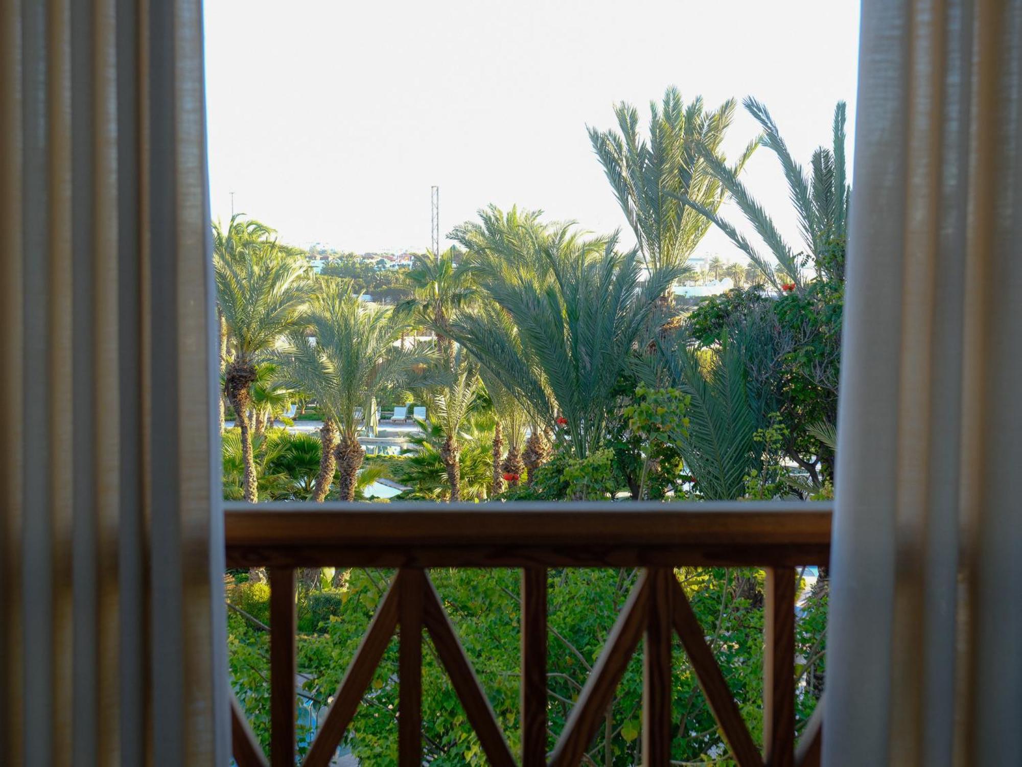 Deluxe Twin Room Garden View