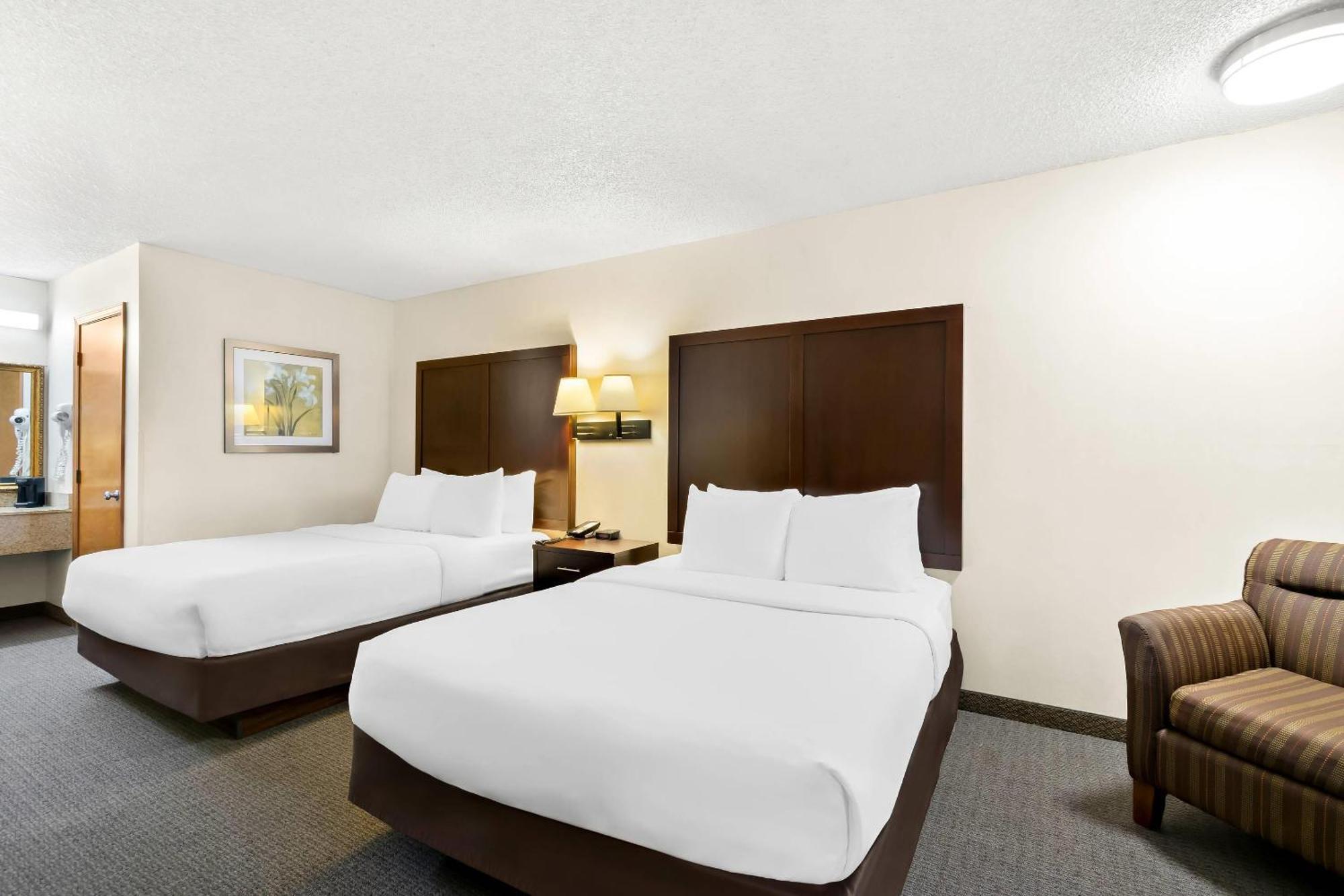 Queen Room with Two Queen Beds - Non-Smoking