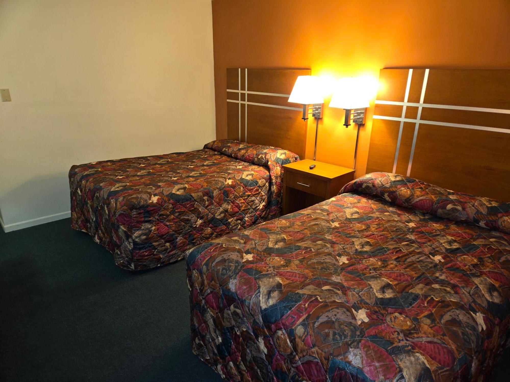 Double Room with Two Double Beds - Non-Smoking