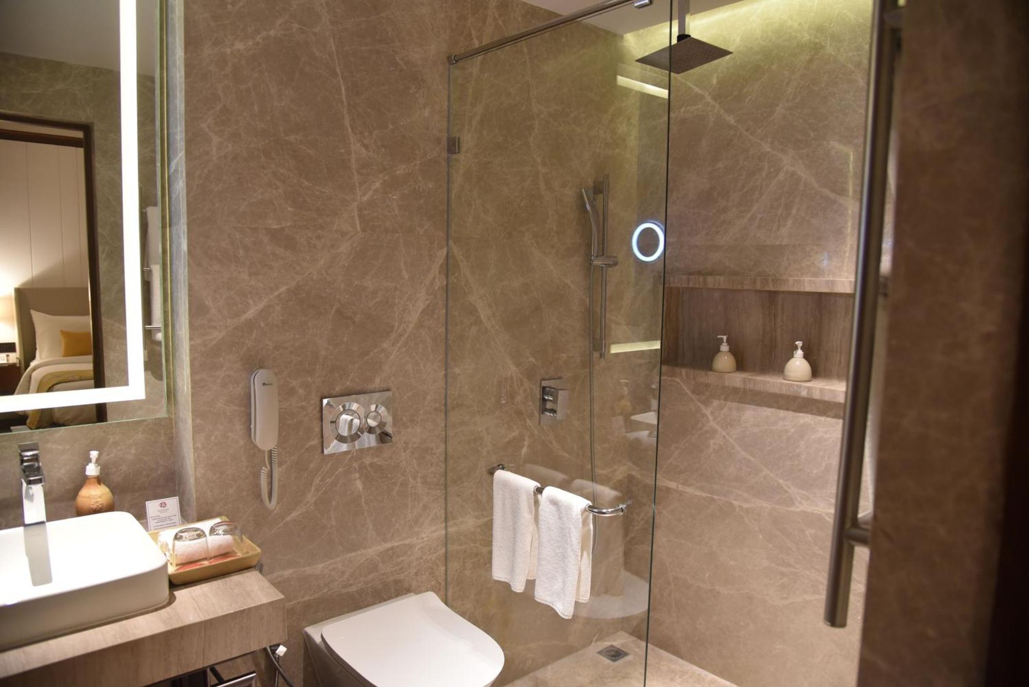 Grand One Bedroom Suite