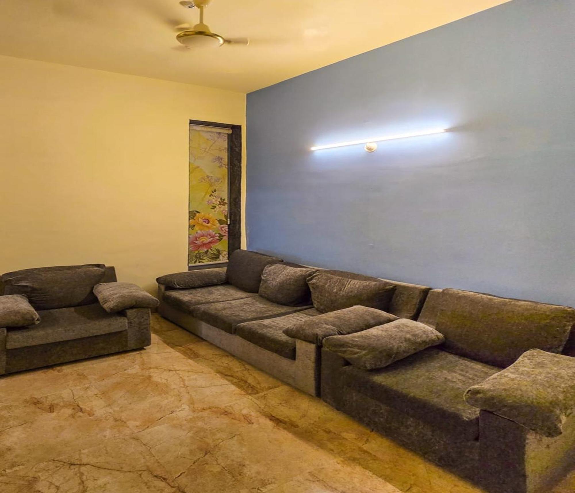 Suite AC Room