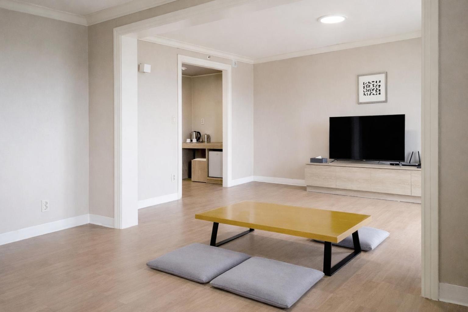Korean Style Room