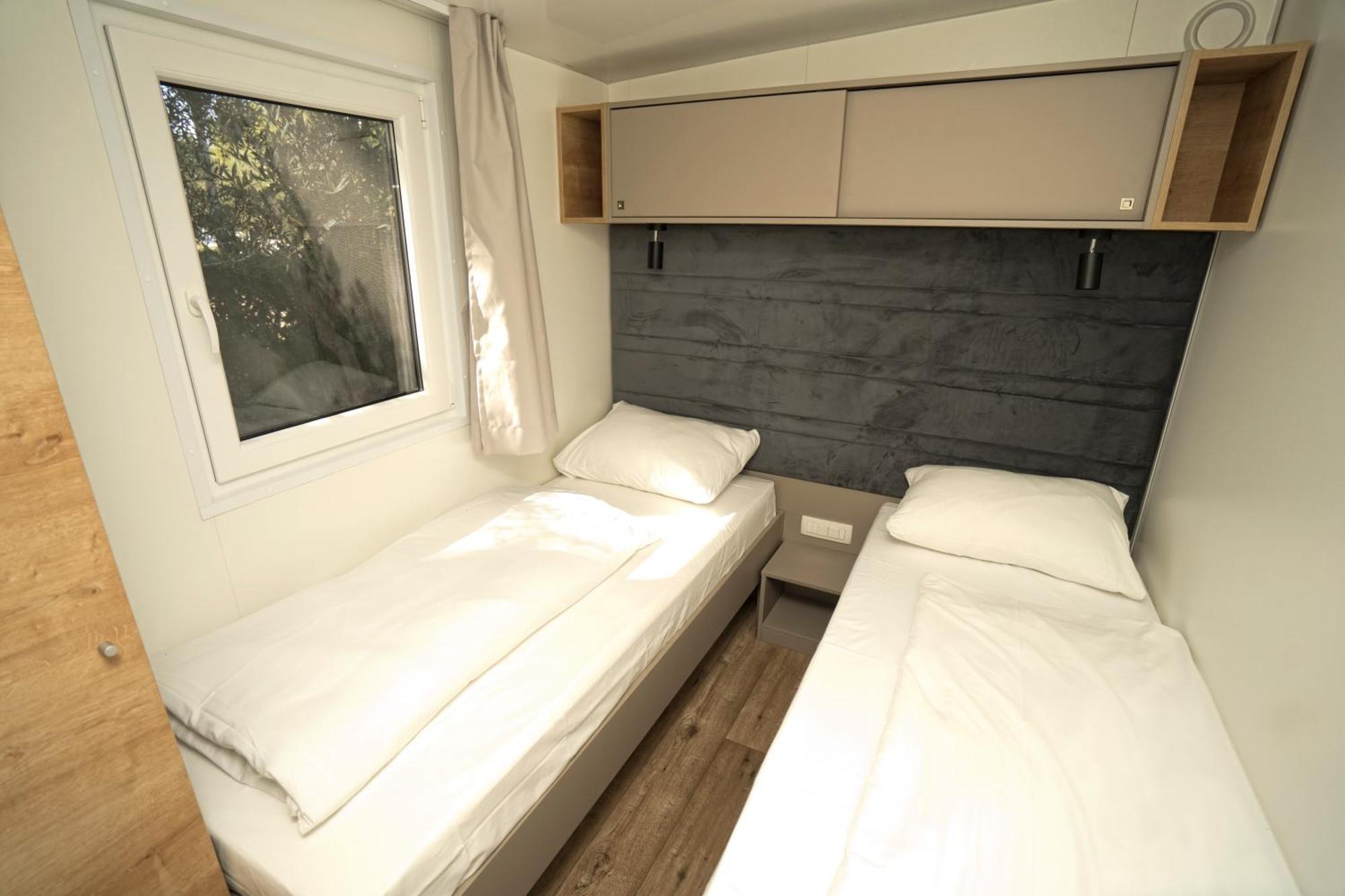 Mobile Home SUPERIOR PREMIUM for 6 people