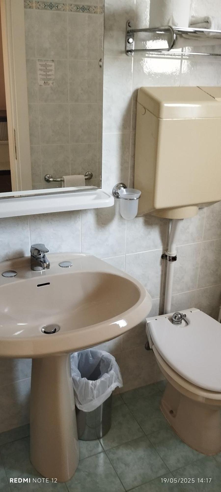 Economy Single Room