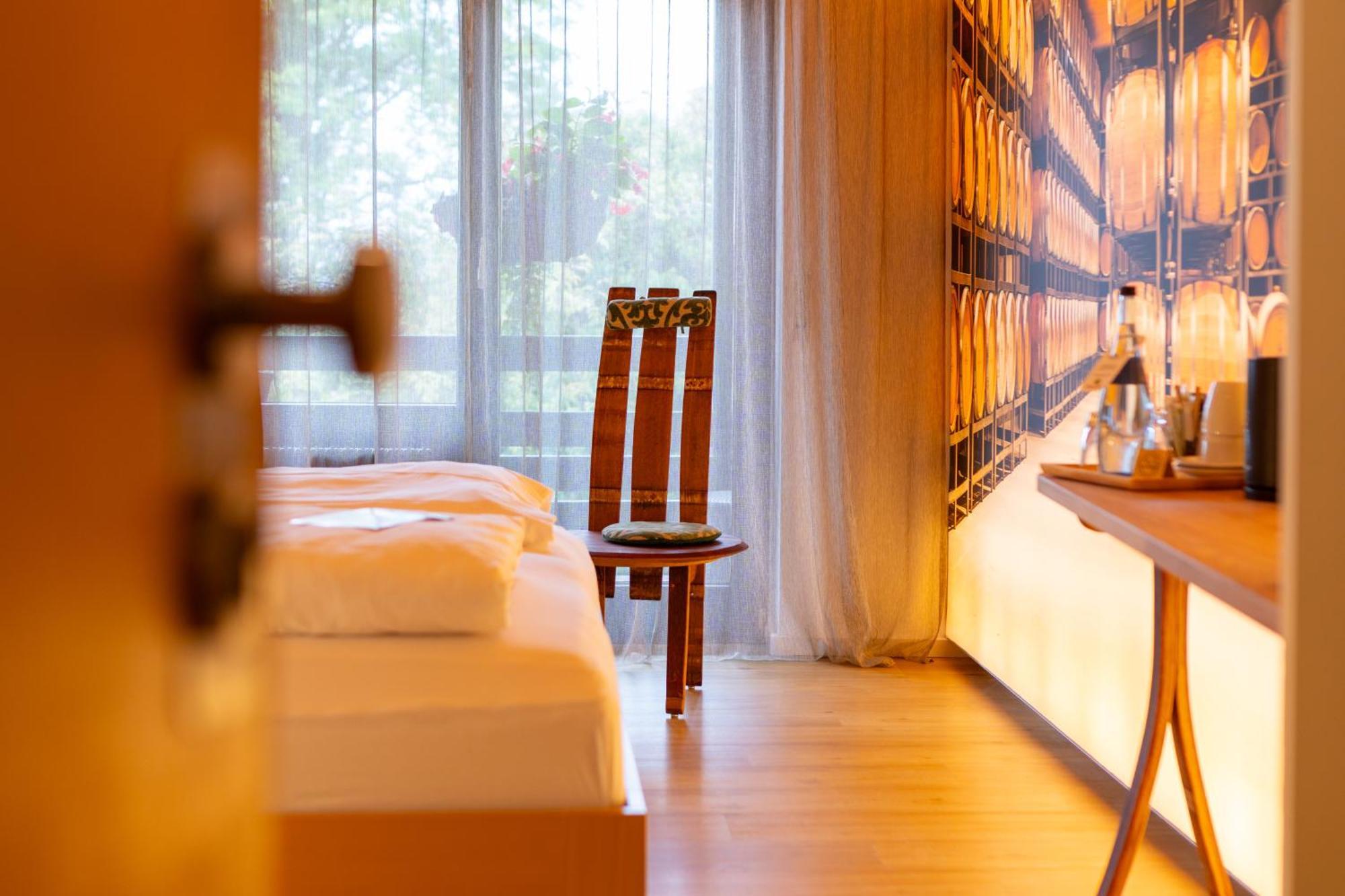 Doppelzimmer mit Balkon