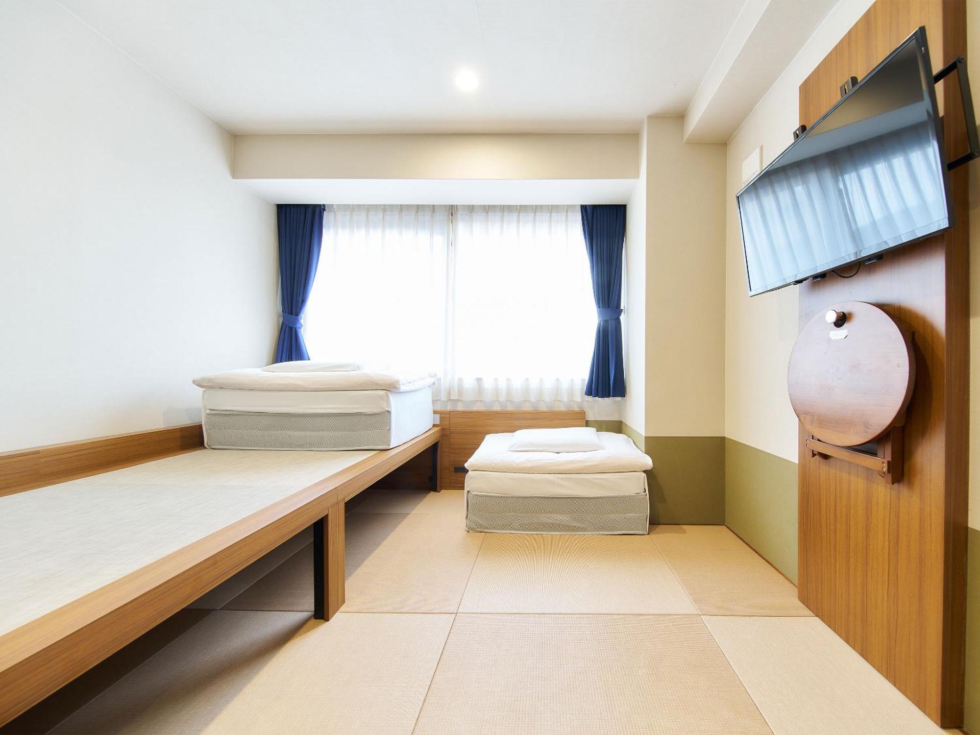 Twin Room with Bath