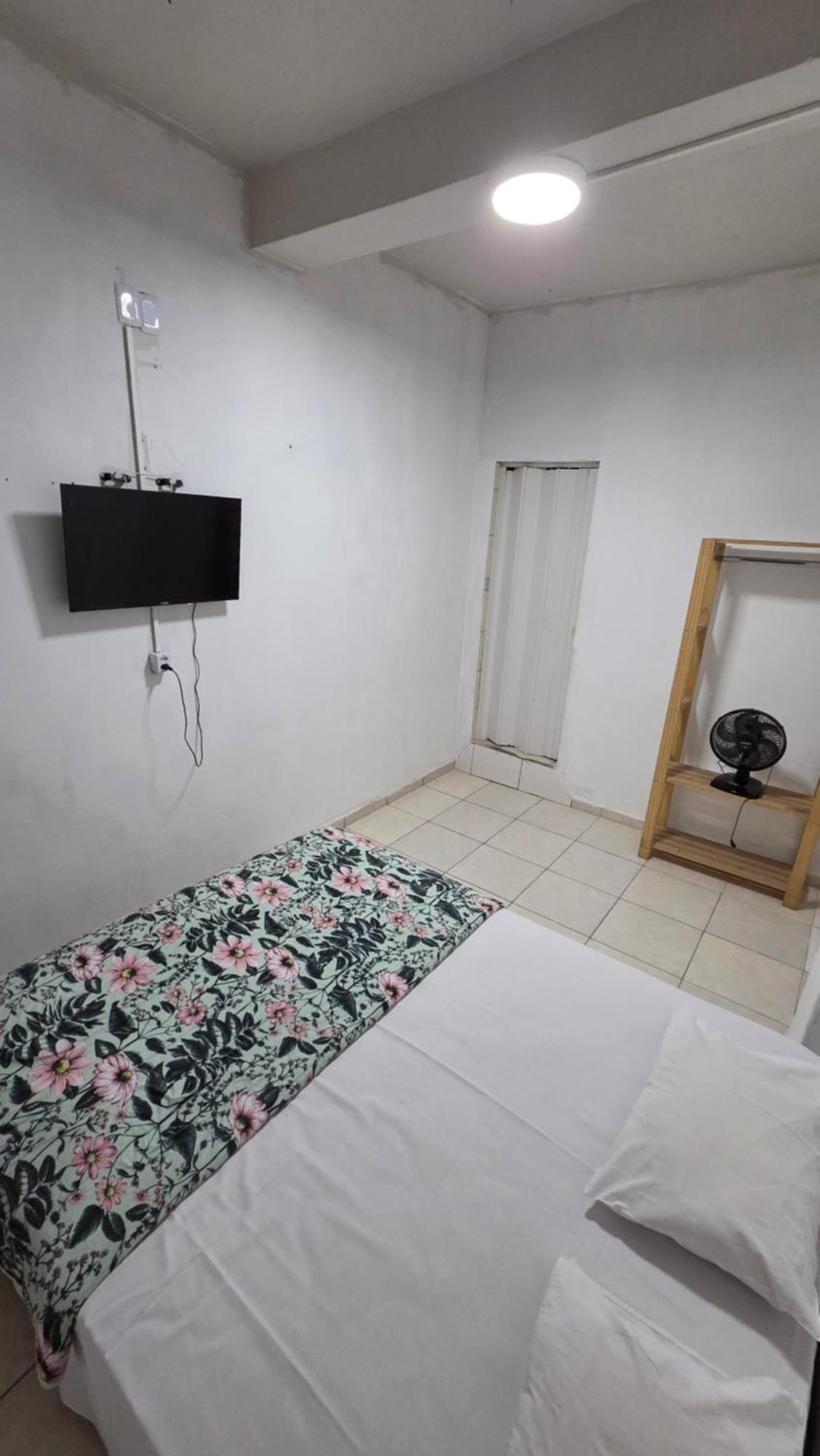 Quarto Duplo com Banheiro Privativo