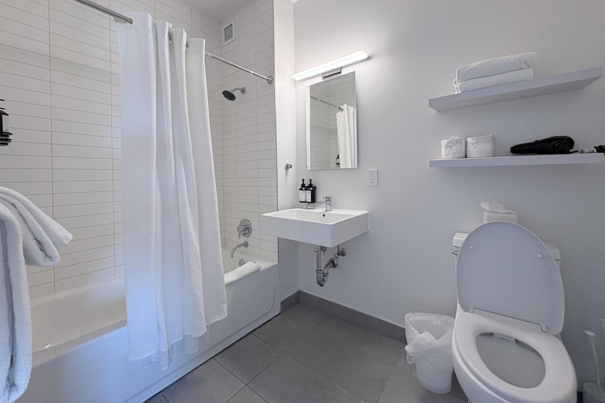 Apartamento Estudio con 1 cama grande