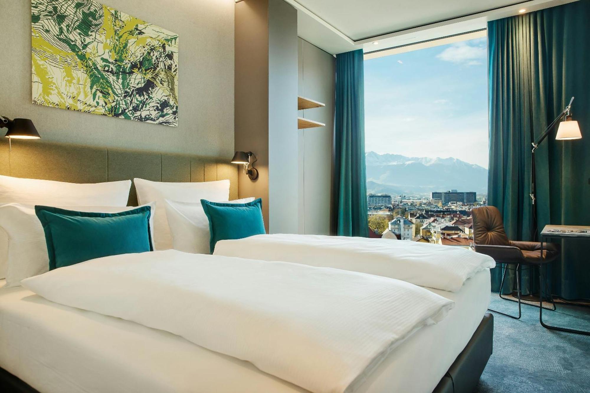 Standard Double Room with View