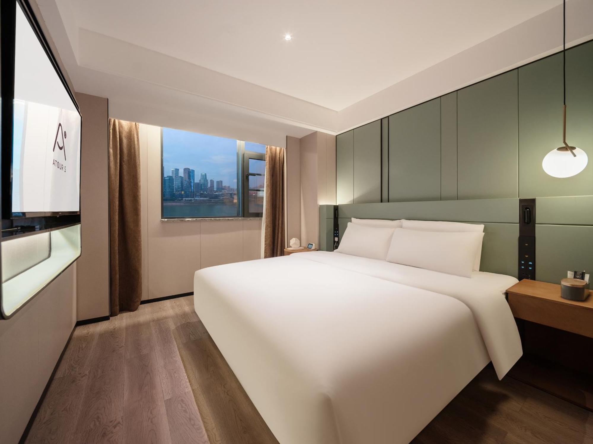 Deluxe Suite with River View