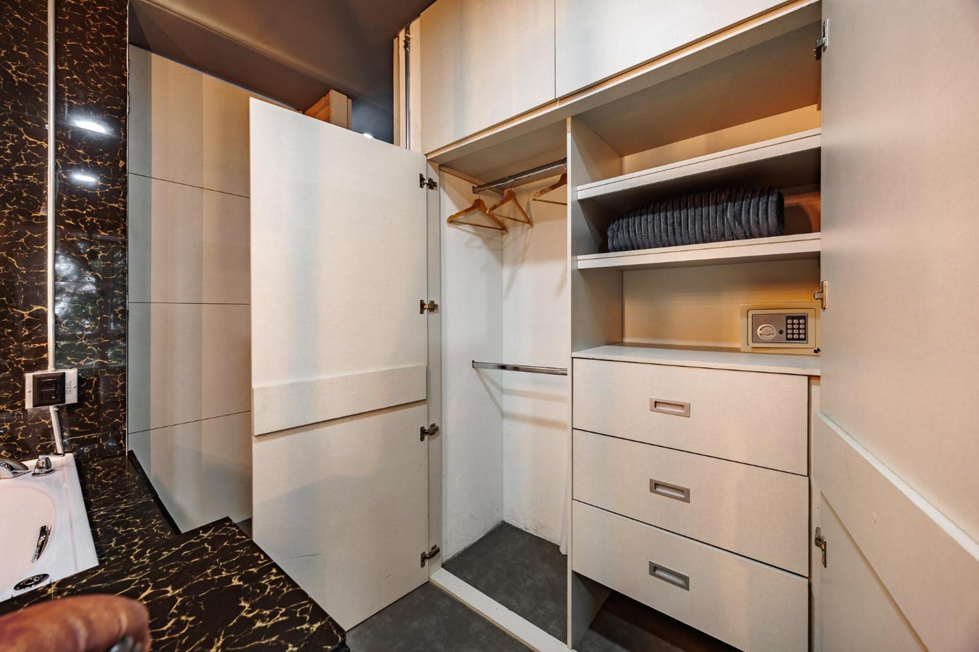 Double Room with Spa Bath