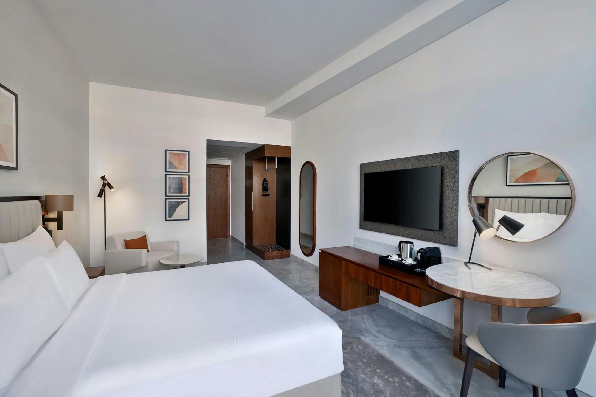 Premier King Room Balcony Terrace