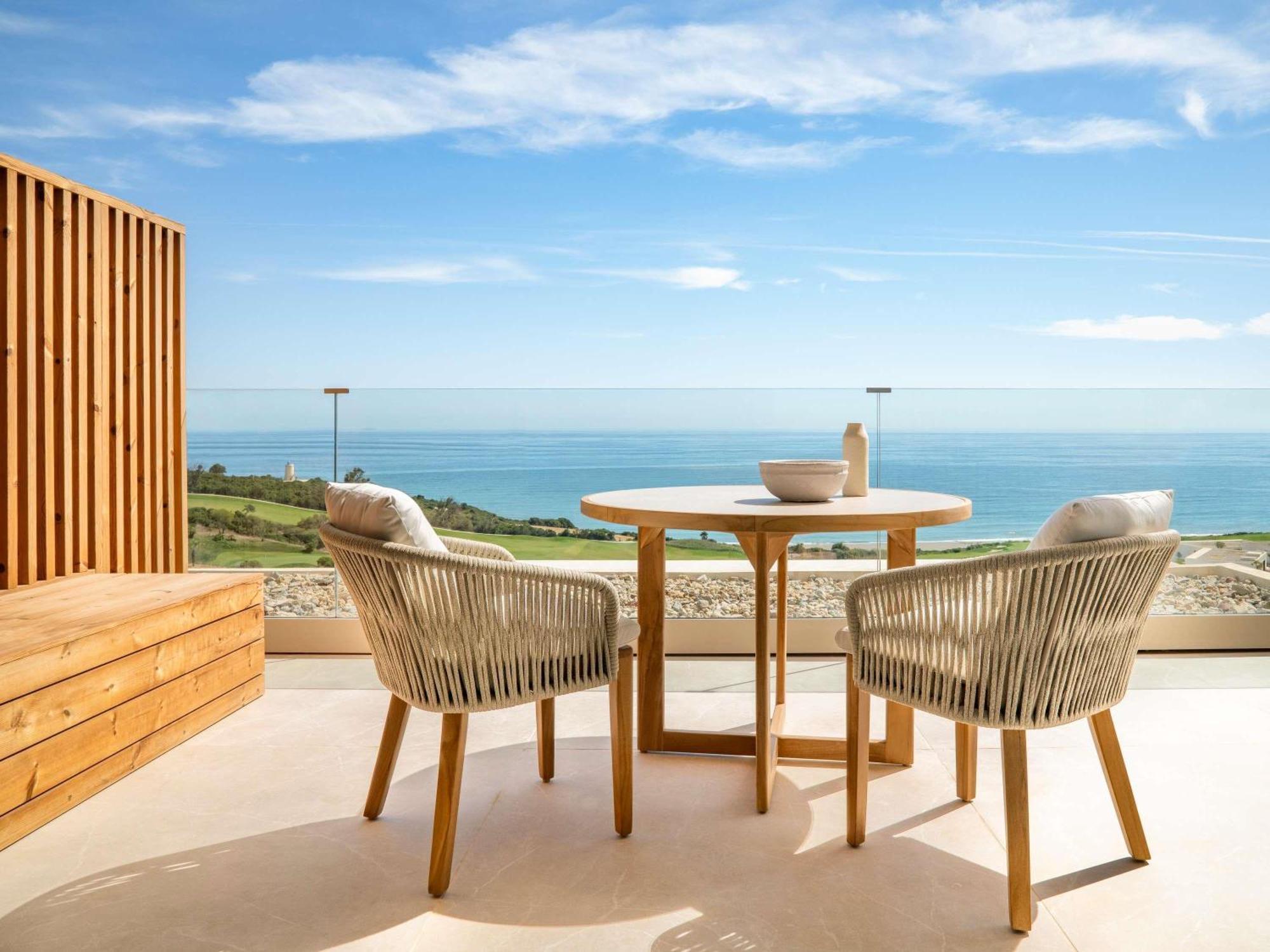 BRISA 5 BEDROOM VILLA 5 King - 800sm, Sea frontal view, private pool, full kitchen