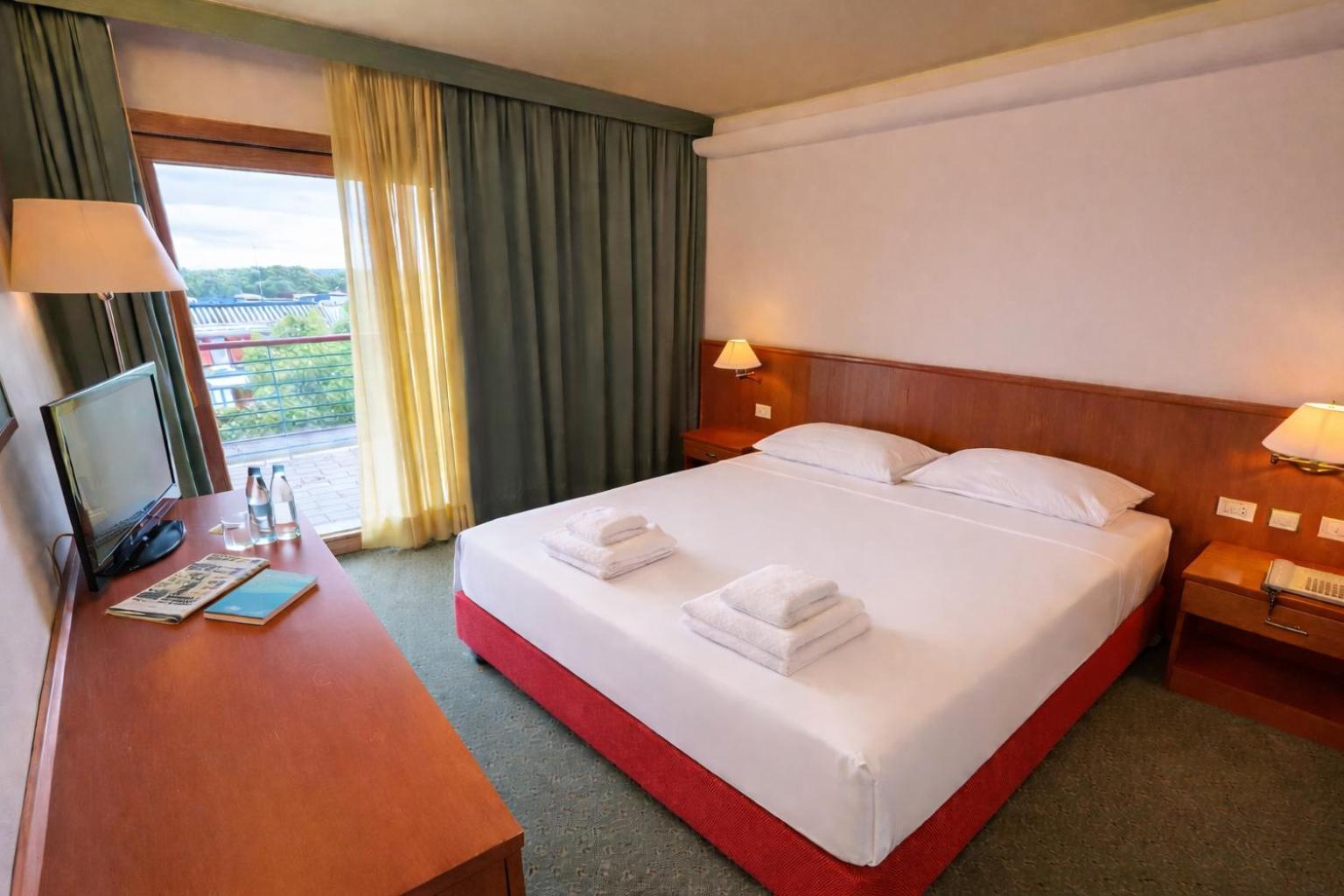 Standard Double or Twin Room,1748524722:JPEG