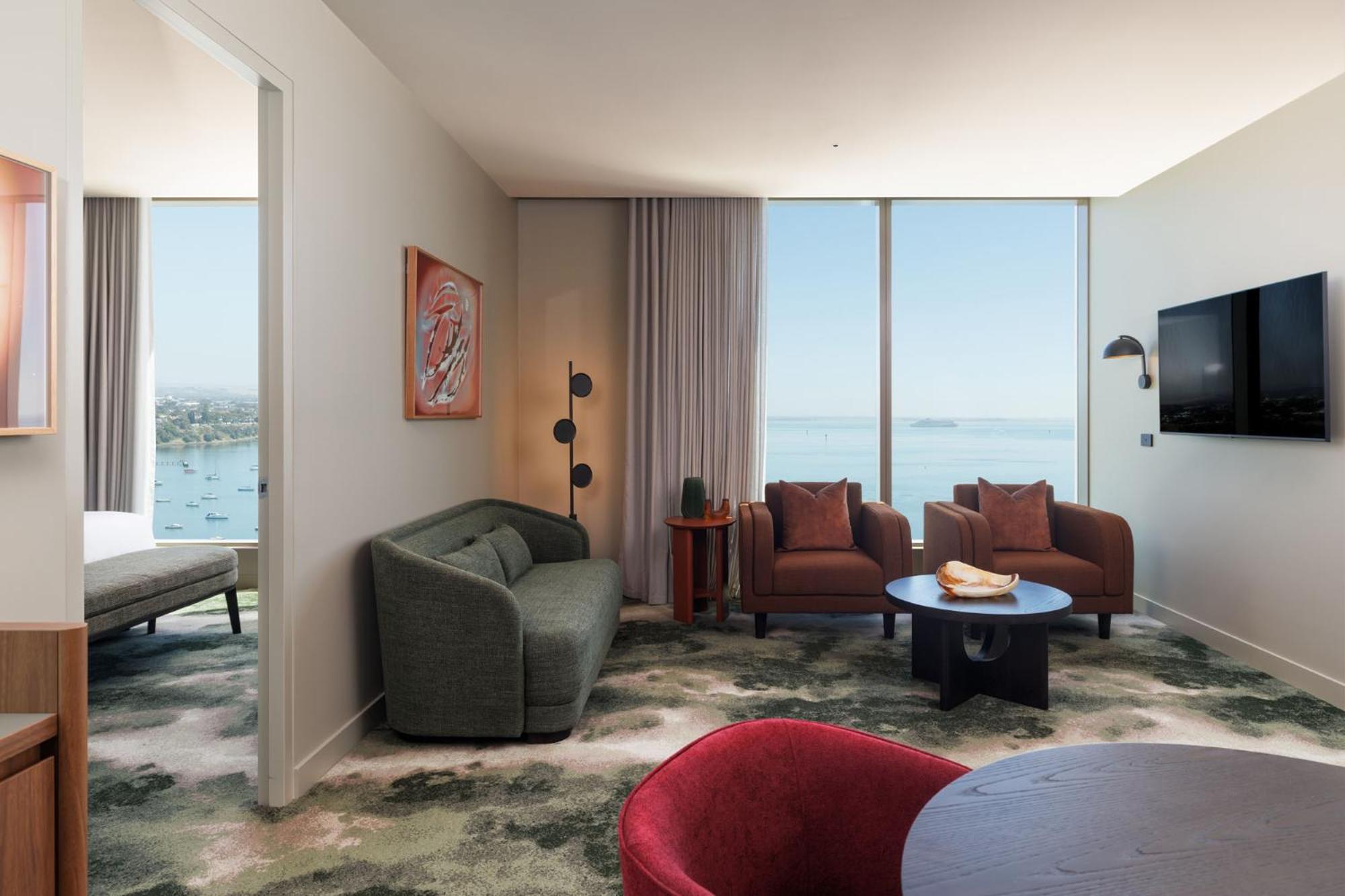One-Bedroom King Suite