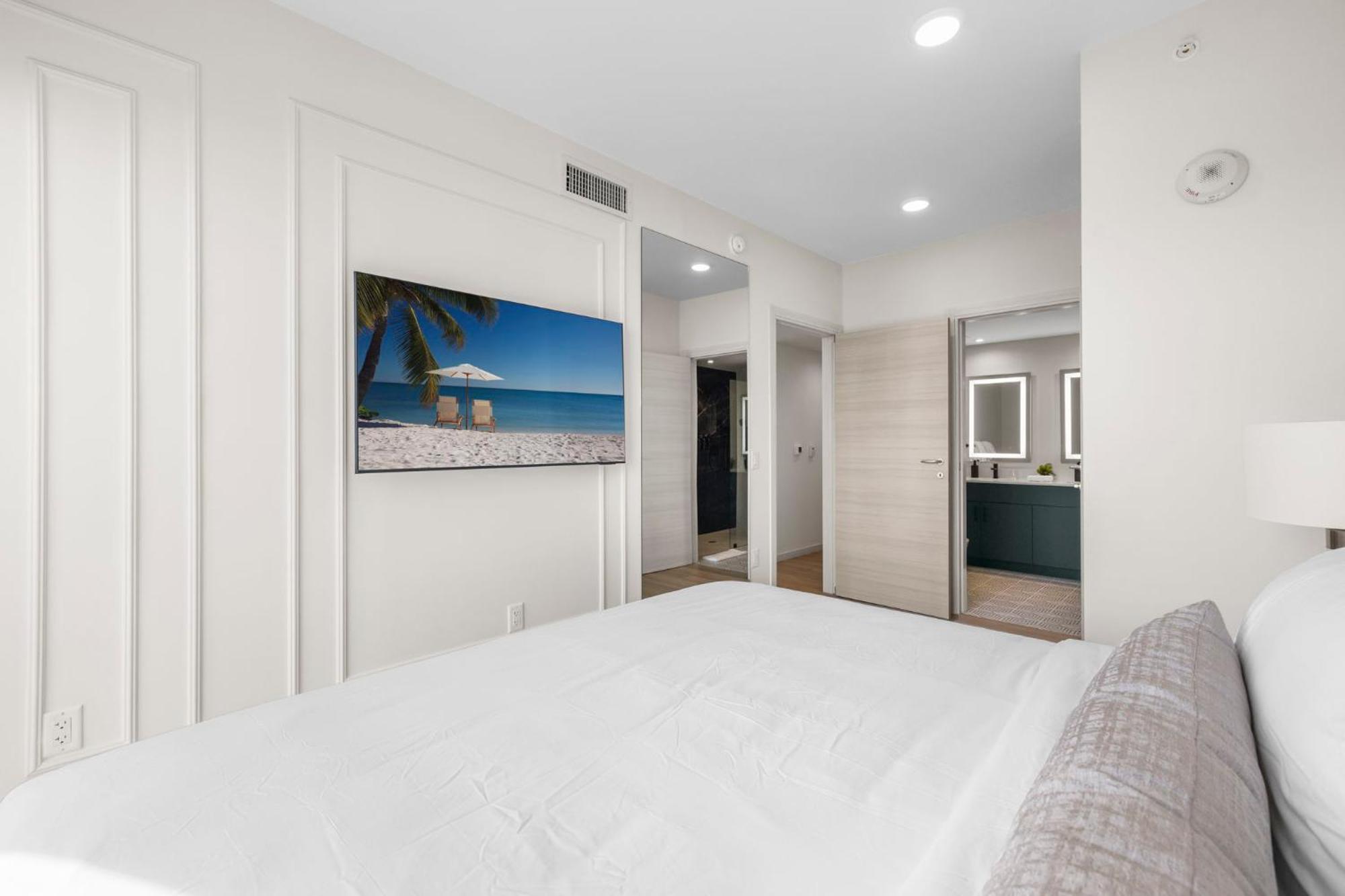 Two-Bedroom Deluxe Apartment