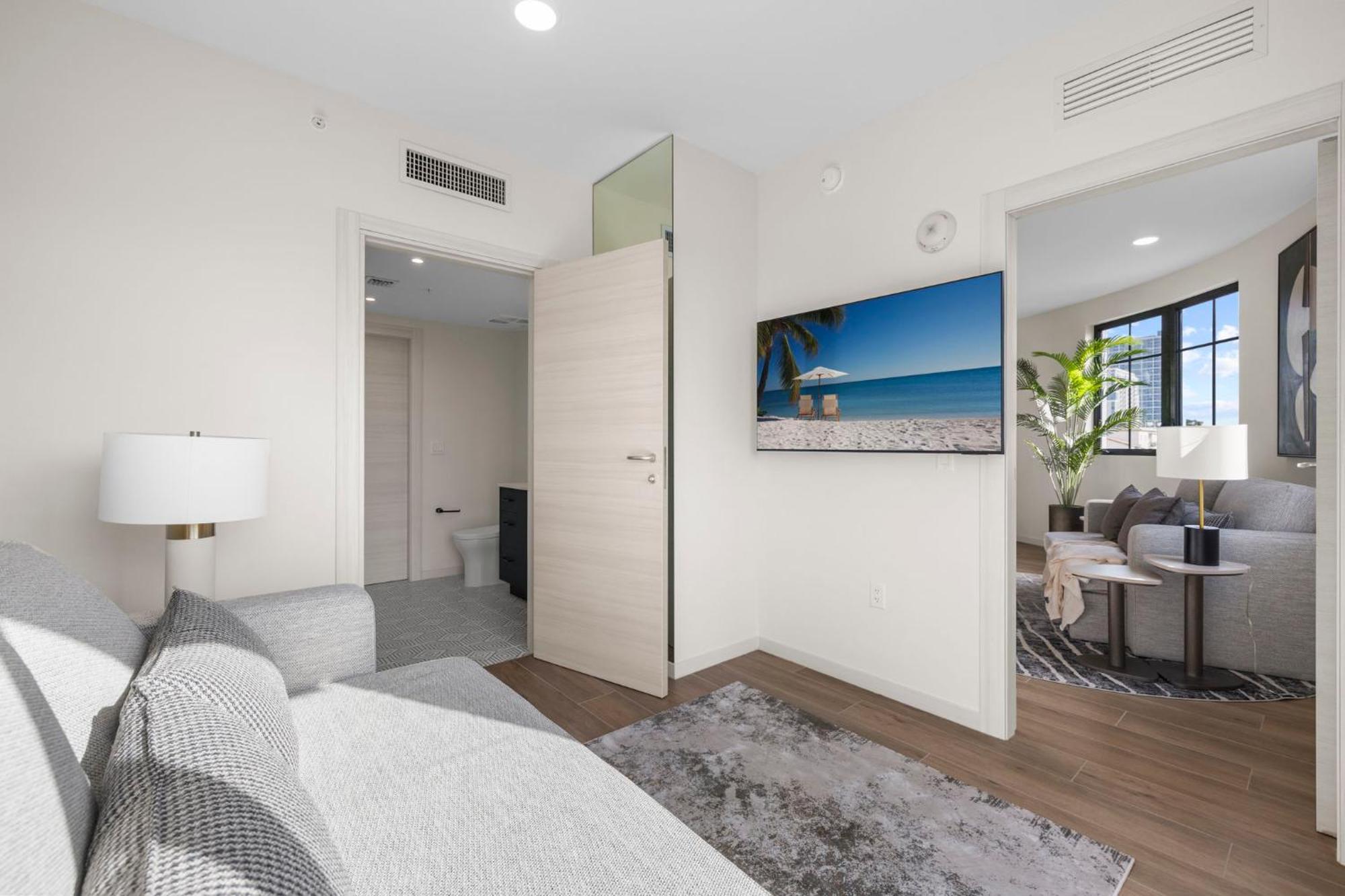 Two-Bedroom Deluxe Apartment