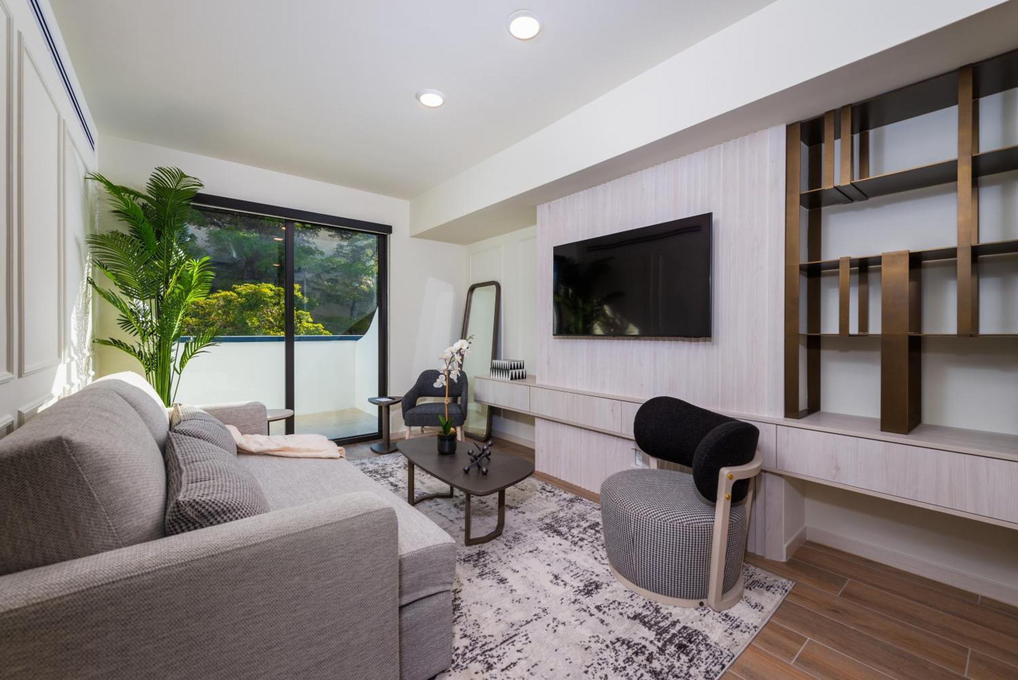 Two-Bedroom Superior Apartment