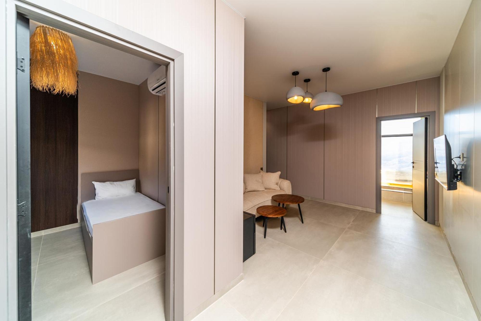 King Suite Spa Bath