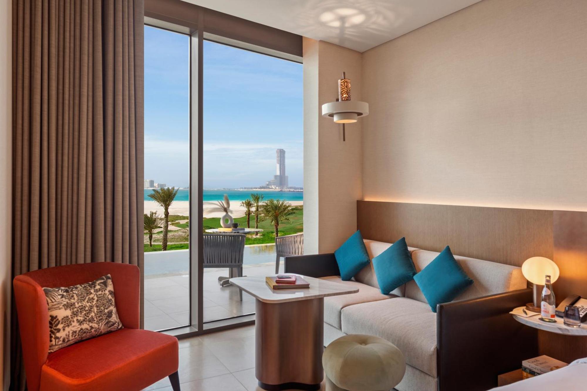 Aura Suite Private Pool and Beach Access