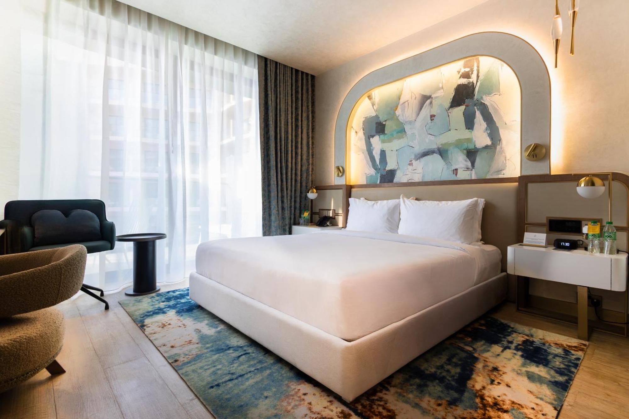 Premium King Room with Pool and Sea View