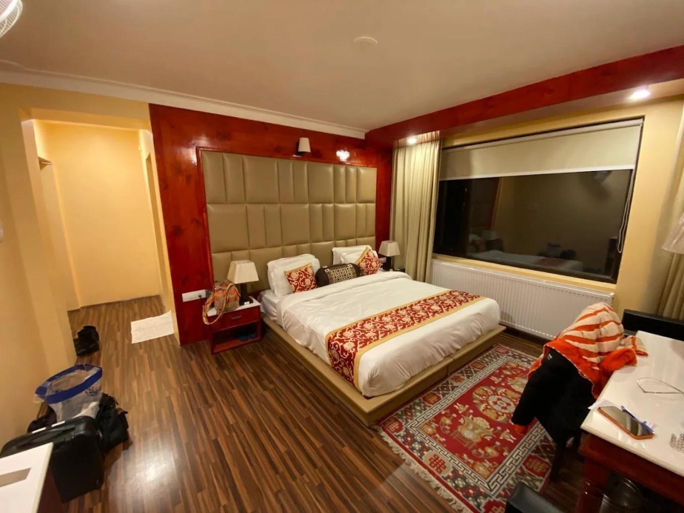 Deluxe Double or Twin Room