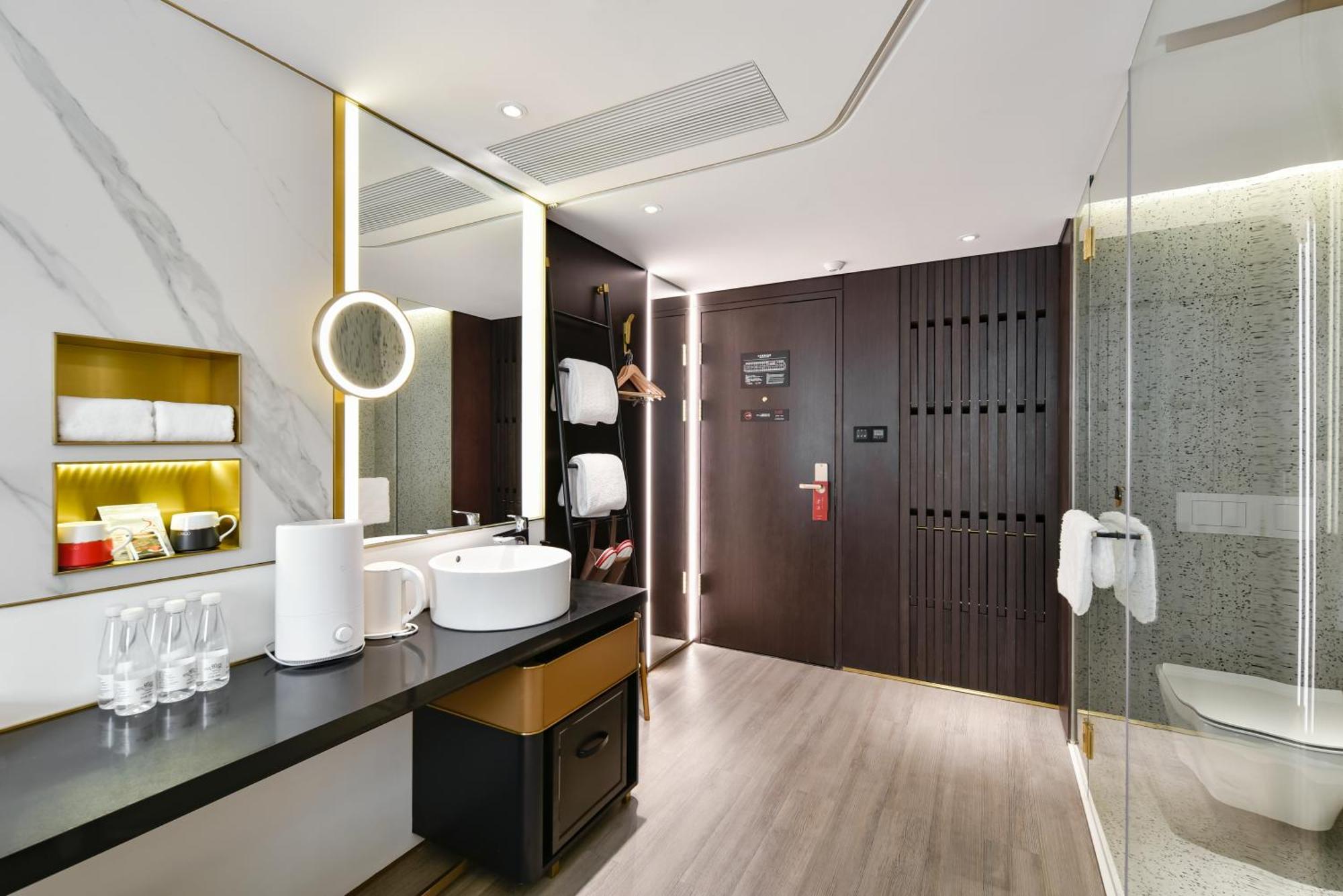 Enjoy King Room