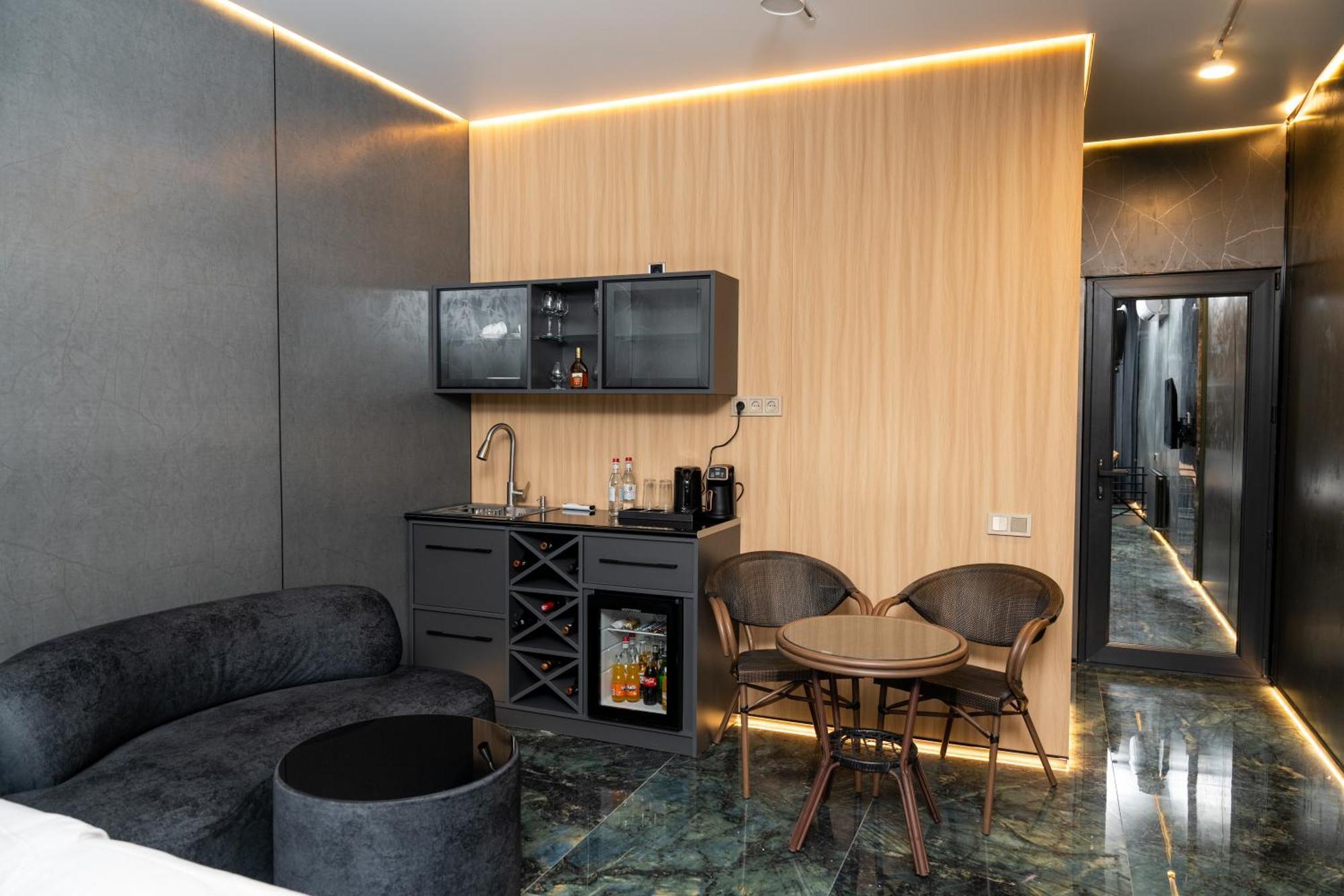 King Room Spa Bath