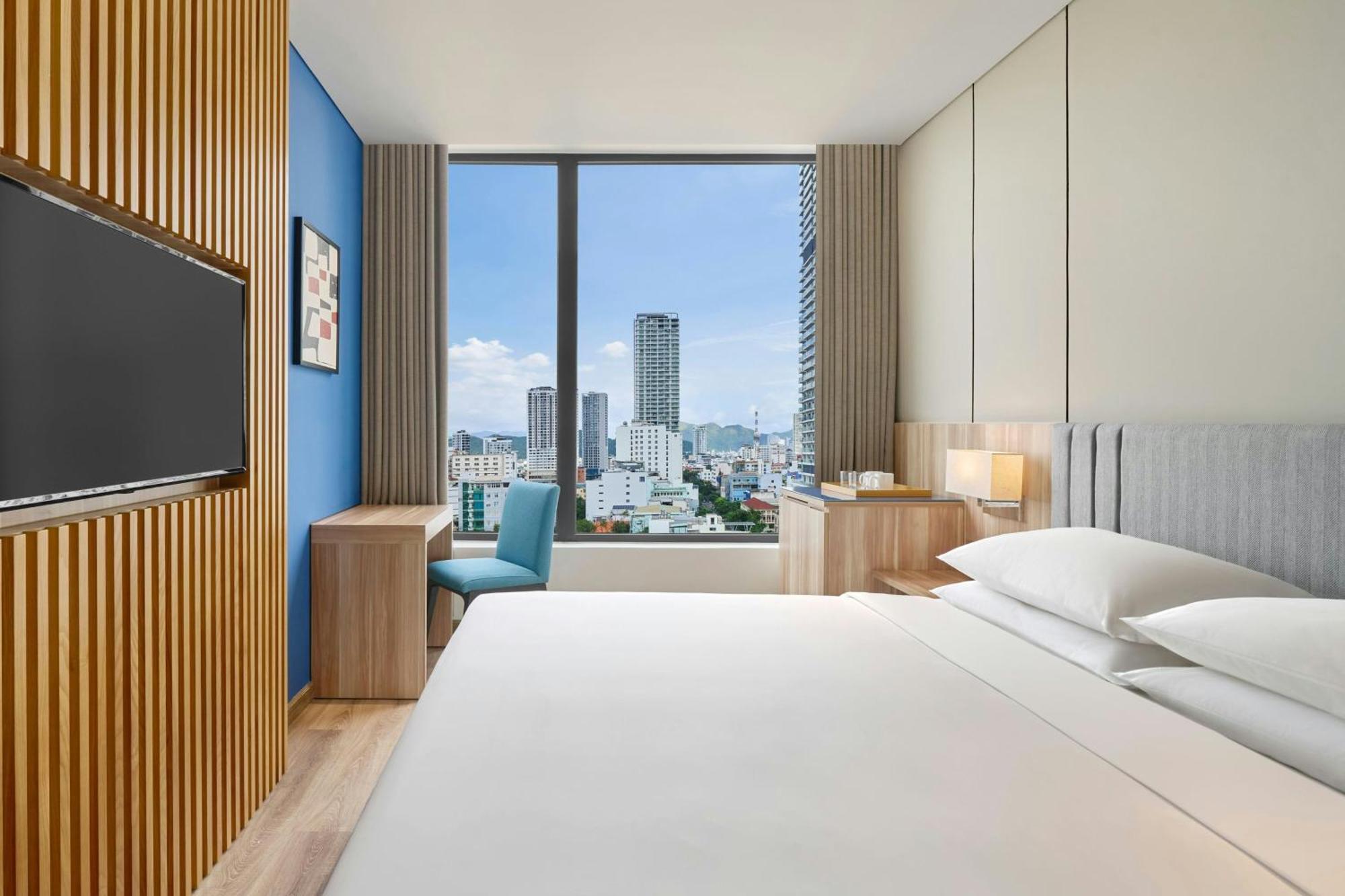 King Room with City View