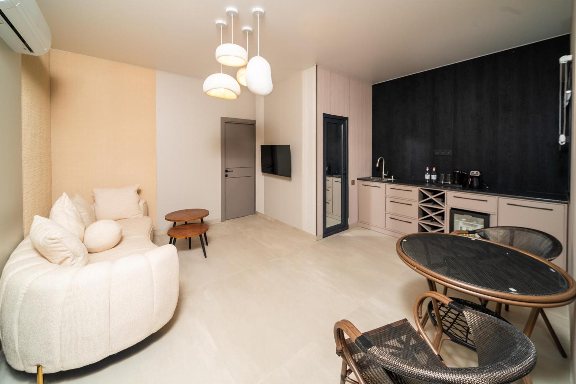 King Suite Spa Bath
