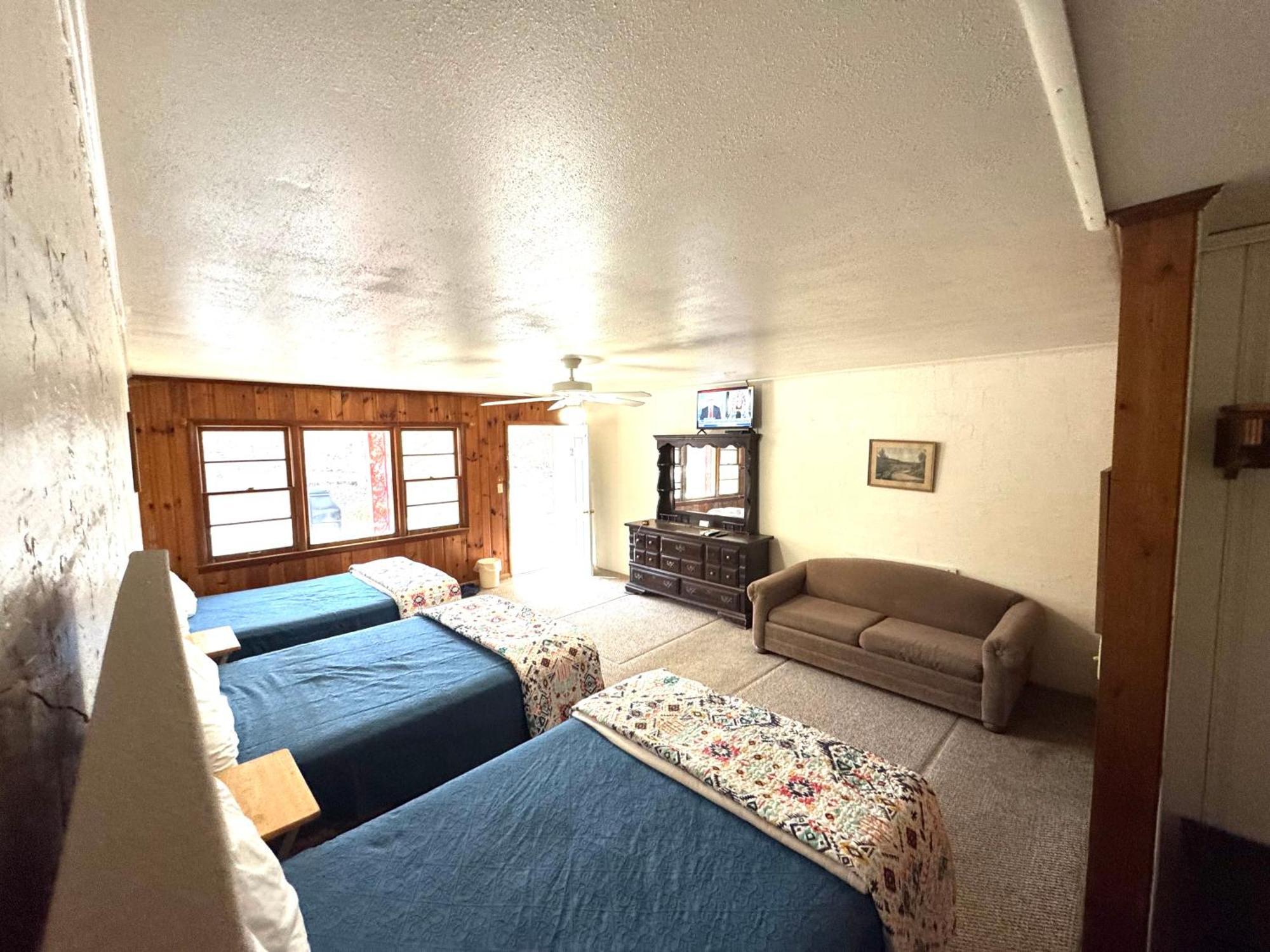 Double Room with Extra Bed
