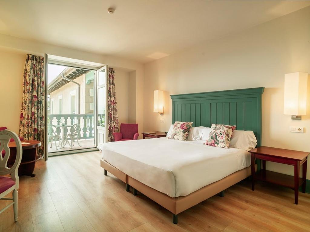 Premium Triple Room with Terrace