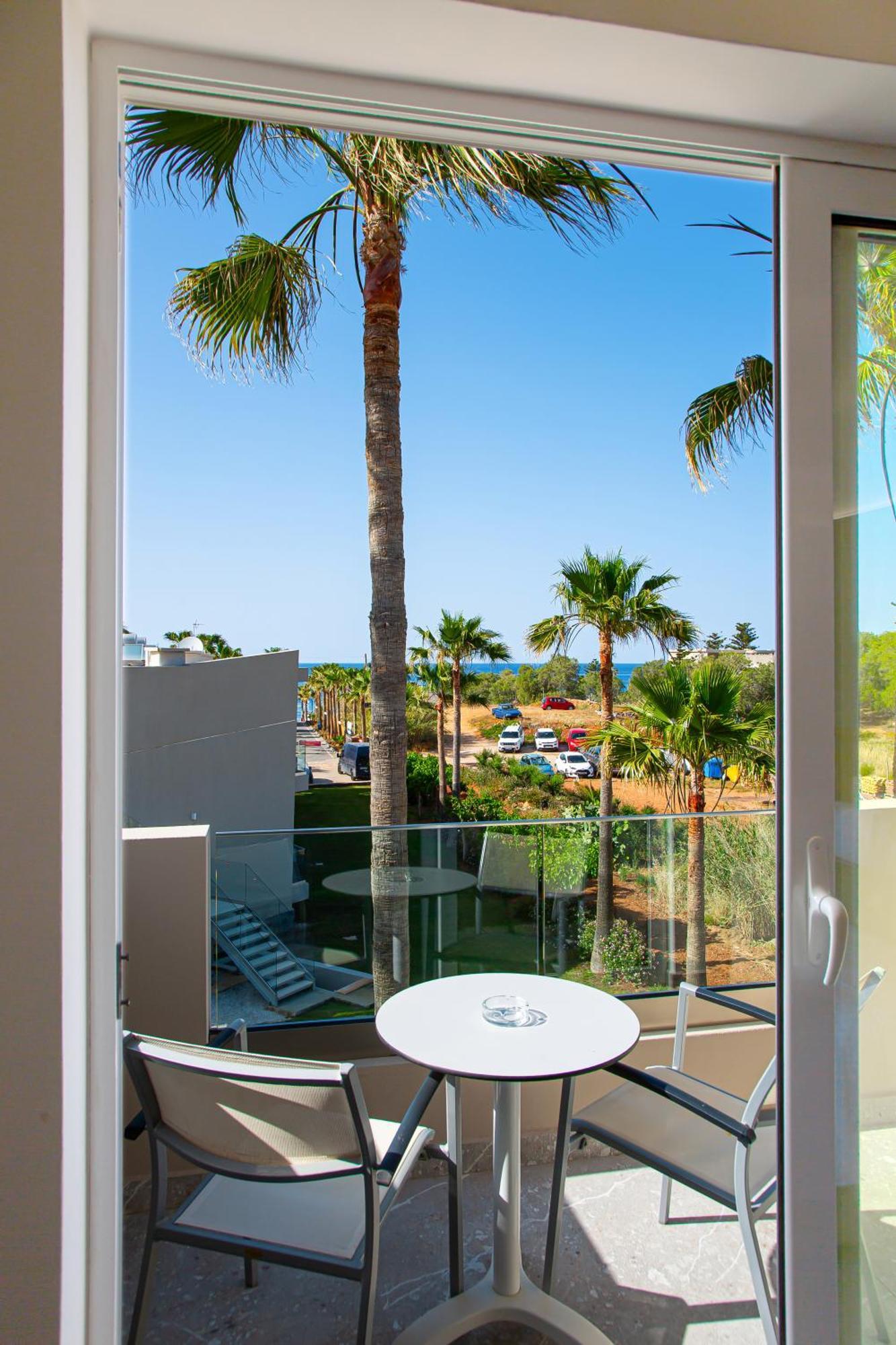Premium Triple Room Side Sea View