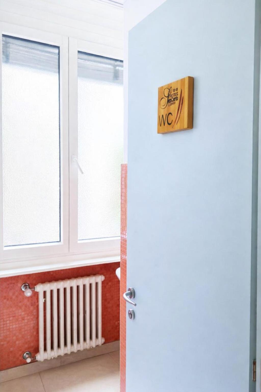 Double Room Shared Toilet