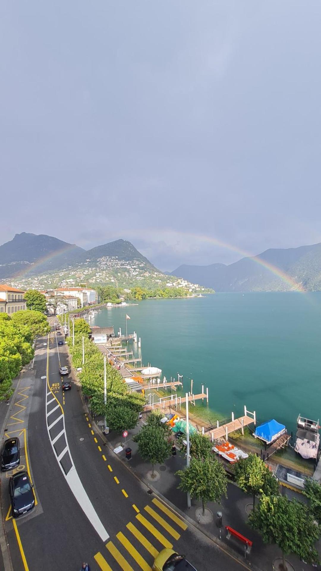 Premium Twin Room Lake View Balcony