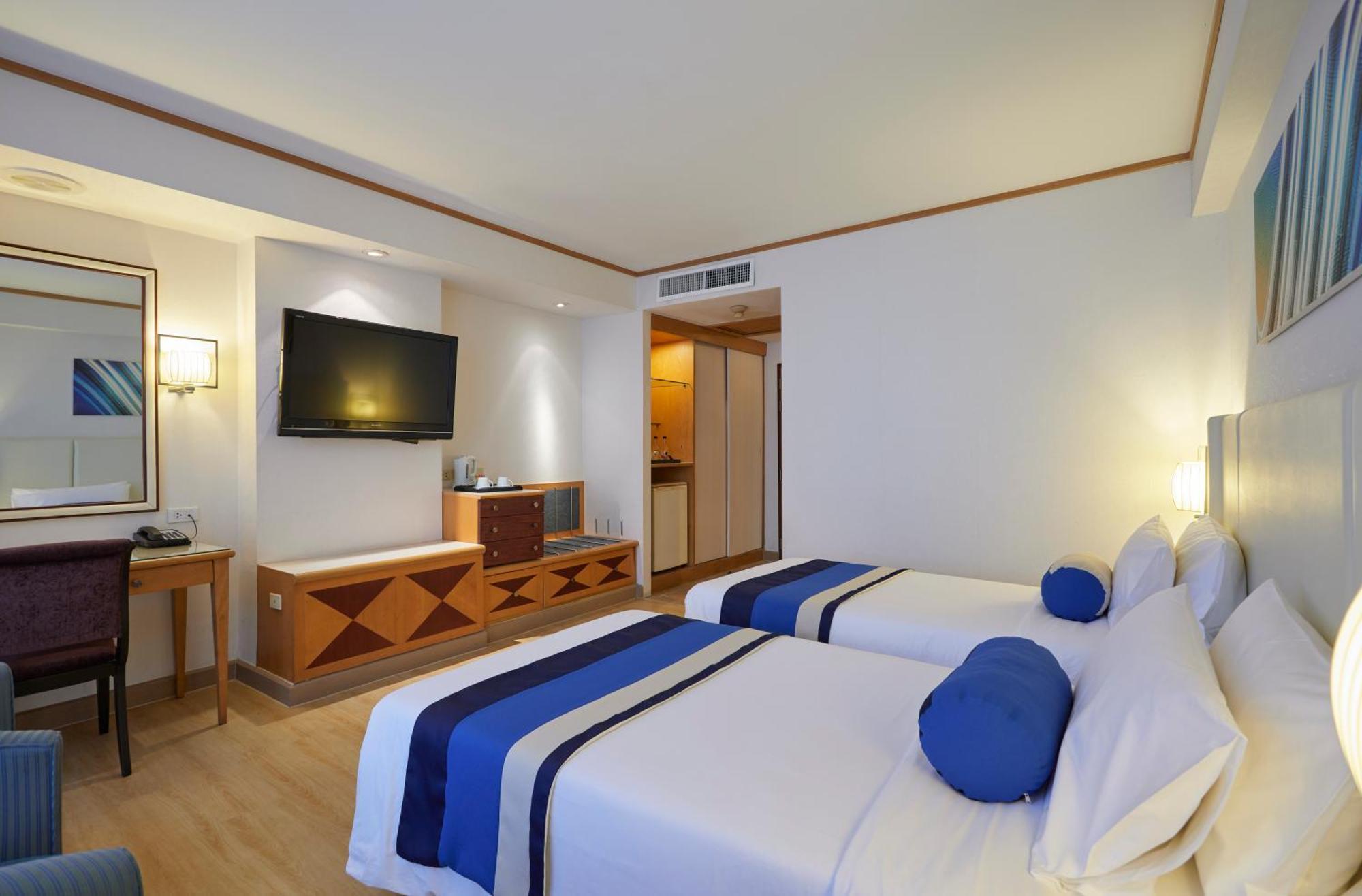 Deluxe Double or Twin Room,1756418878:JPEG