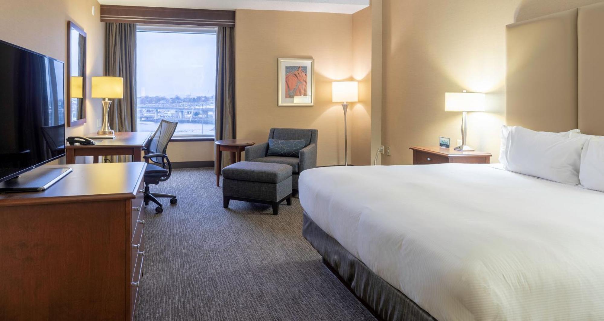 Club Floor King Room,1758537356:JPEG