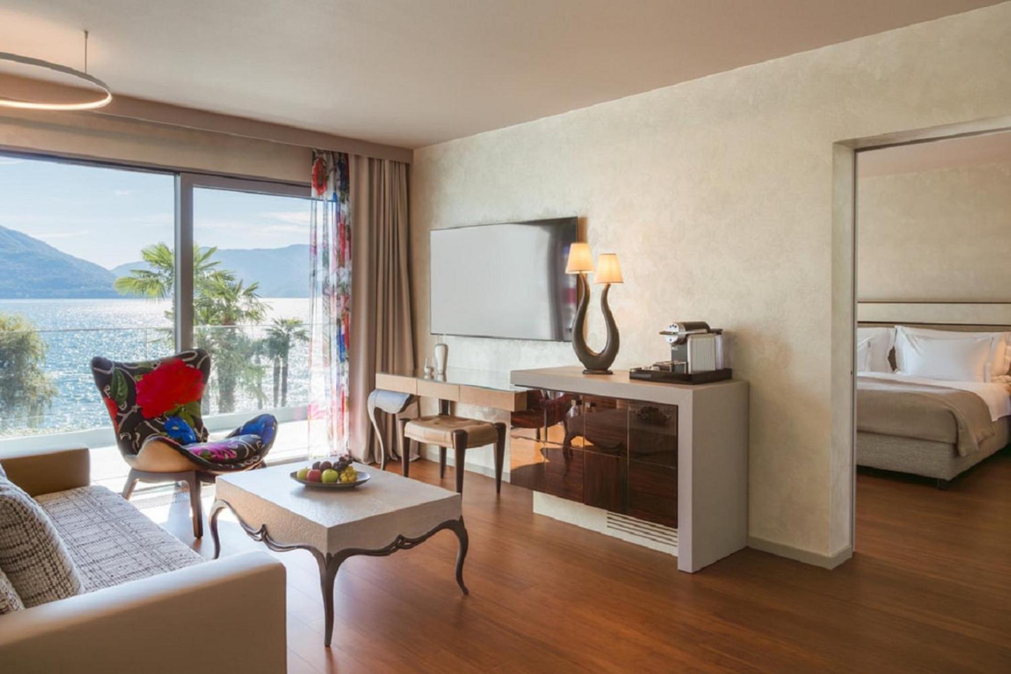 Deluxe Suite Lake View